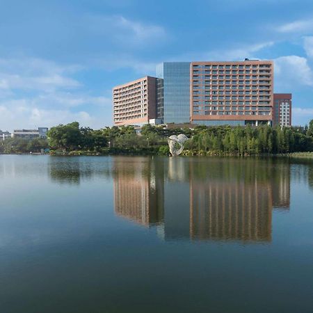Doubletree By Hilton Hotel Guangzhou-Science City-Free Shuttle Bus To Canton Fair Complex And Dining Offer Ngoại thất bức ảnh